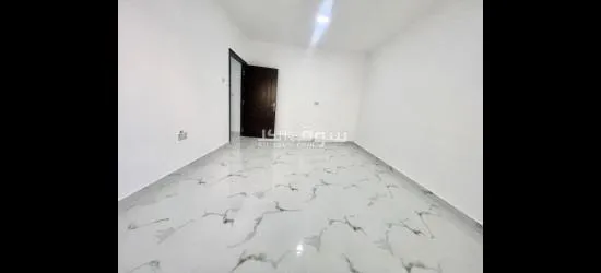 شقة للايجار بموقع مميز جدا