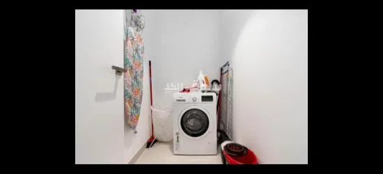 الجميرا باي للتواصل 55 648 4600 - 9