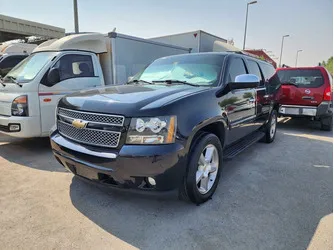 Chevrolet suburban موديل 2008
