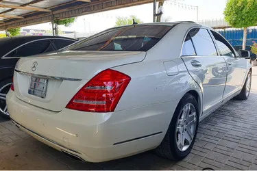 مرسيدس S600 موديل 2011 لون ابيض داخل اسود - 6