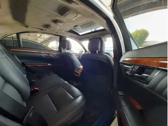 مرسيدس S600 موديل 2011 لون ابيض داخل اسود - 9