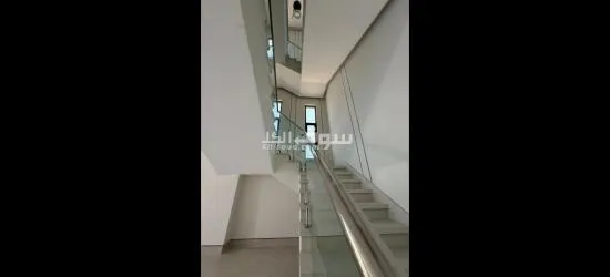 فيلا فاخرة للبيع في عجمان وبسعر مناسب جدا تشطيبات عصيرية سوبر ديلو**** مساحات واسعة - 11