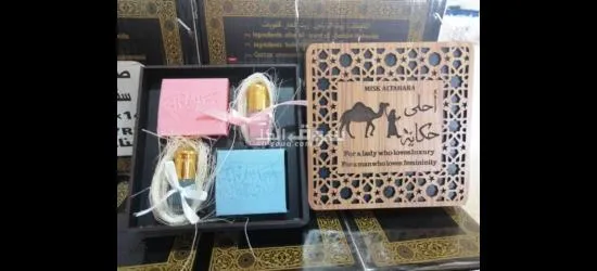 صابون بمستحضرات طبيعية صحي ومغذي للبشرة والشعر كوالتي عالي جميل ممكن ان يقدم كهدية - 3