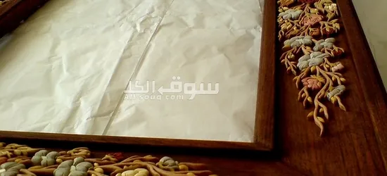 يتم تصنيعها بالكامل يدويًا وباستخدام المنشار اليدوي. وكل الألوان طبيعية ولون الخشب نفسه. - 3