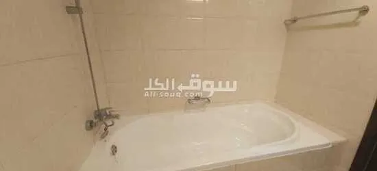 شقه للايجار غرفتان وصاله وثلاث حمامات الاطلالة على البحر - 5