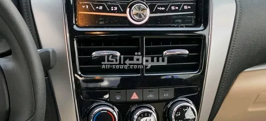 Toyota Yaris hatchback 2019 for sale - 9