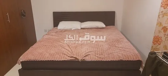 سرير للبيع حالة ممتازة 2×2 بسعر ٥٠٠درهم