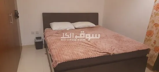 سرير للبيع حالة ممتازة 2×2 بسعر ٥٠٠درهم - 2