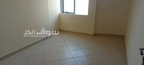 غرفتين وصالة وحمامين ومطبخ سنوي