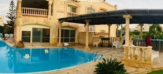 Castle For Sale In Marina 5 - قصر للبيع في مارينا 5 (E5709)