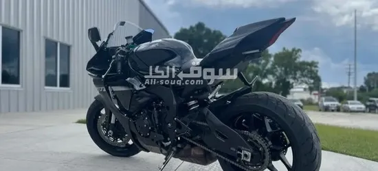 2024 yamaha R1 - 2