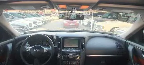 Infiniti QX70 2020 Gcc V8 Full options - 3