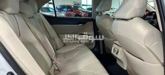 For Sale : Used 2024 Toyota Camry XLE Car - 3