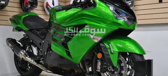 Used motorcycles for sale UAE: 2017 KAWASAKI NINJA ZX-14R ABS....WHATSAPP: +971563148402 - 3