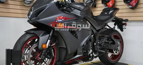 Used motorcycles for sale UAE: 2017 SUZUKI GSX-R1000.....WHATSAPP: +971563148402 - 4
