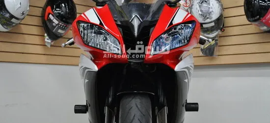 Used motorcycles for sale UAE: 2014 YAMAHA R6.... WHATSAPP: +971563148402 - 3