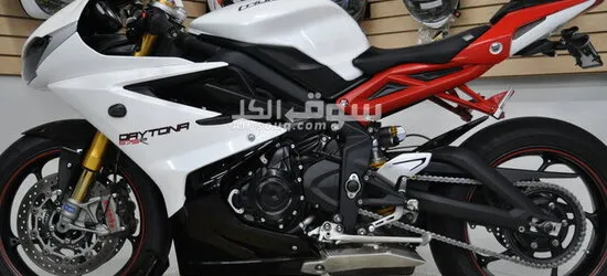 Used motorcycles for sale UAE: 2014 TRIUMPH DAYTONA 675R.....WHATSAPP: +971563148402 - 5
