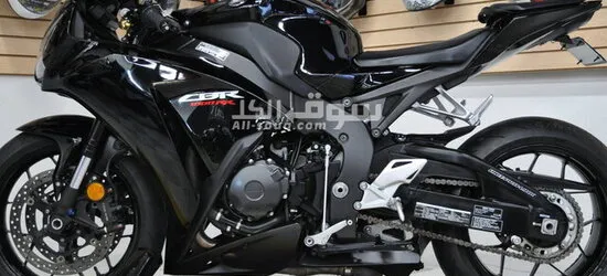 Used motorcycles for sale UAE: 2012 HONDA CBR1000RR....WHATSAPP: +971563148402 - 5