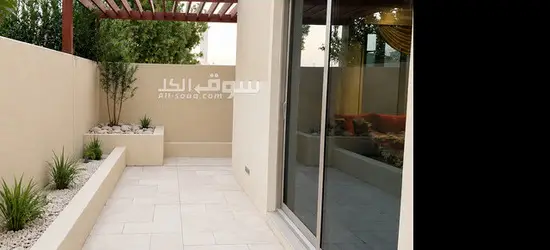 فيلا للبيع في أبوظبي العاصمة بمساحات واسعة وتشطيب راقٍ - 10