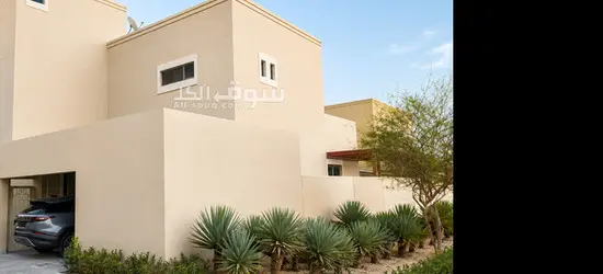 فيلا للبيع في أبوظبي العاصمة بمساحات واسعة وتشطيب راقٍ - 11